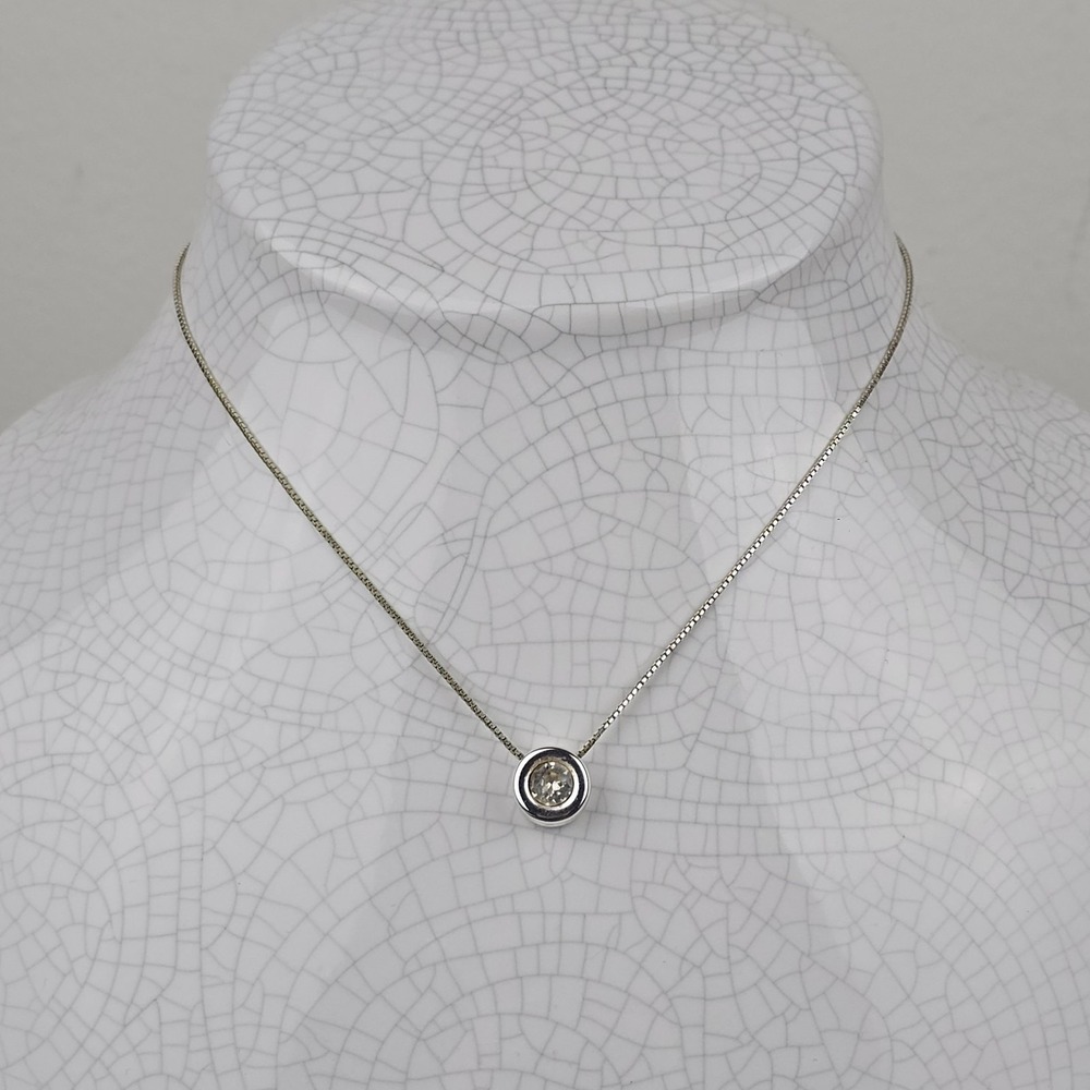 Vintage Swarovski Solitaire Crystal Pendant Necklace‎ Silver Tone 16"